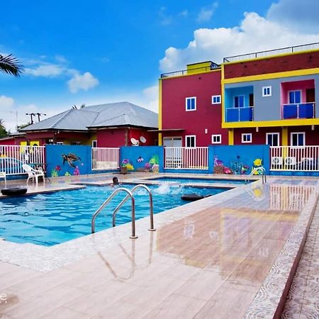 Kikis Court Resort Hohoe エクステリア 写真