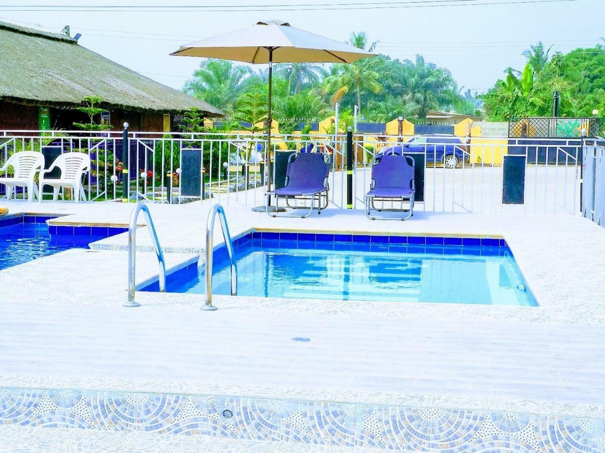 Kikis Court Resort Hohoe エクステリア 写真